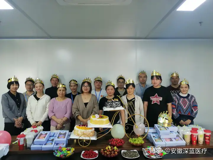 深藍醫(yī)療23年第三季度集體(tǐ)生日會合照01,深藍醫(yī)療,深藍,DEEPBLUE